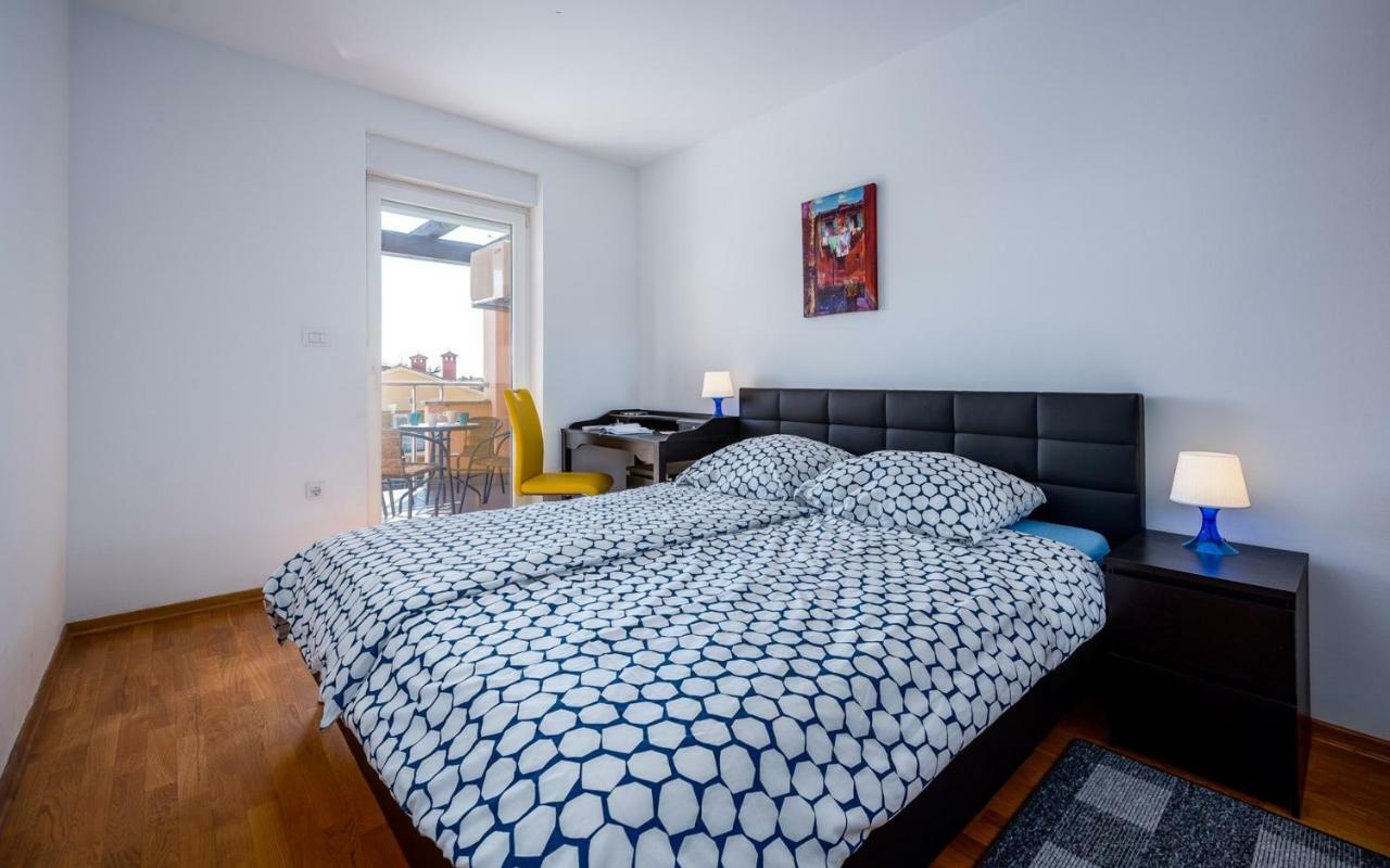 Laura House With Apartment Umag Exteriér fotografie